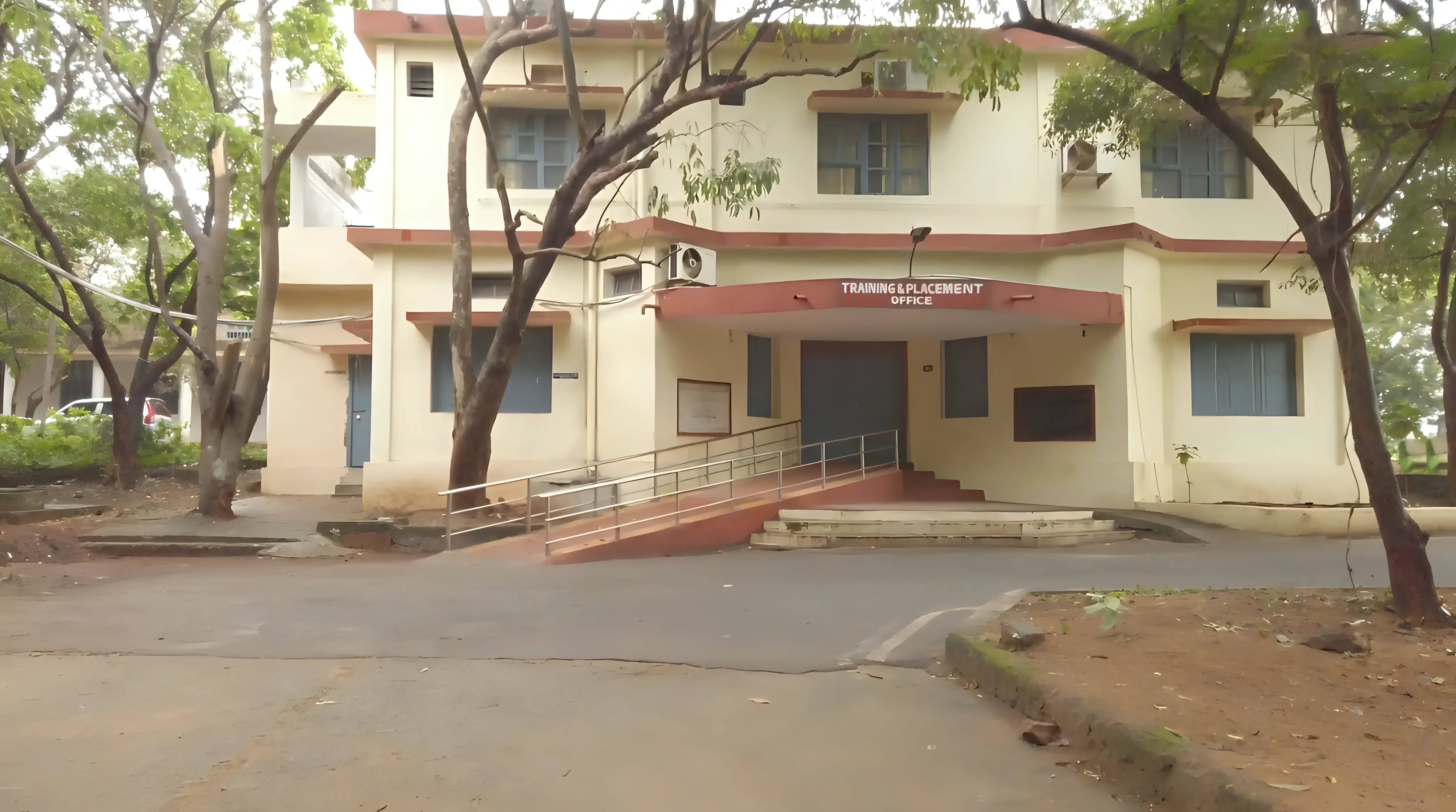 Andhra University College of Engineering for Women Visakhapatnam campus photo 7